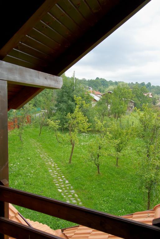 Casuta Cu Prieteni Cornu de Jos Pokoj fotografie